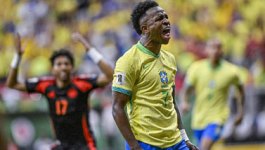 39打爆申京！穆雷在天下盘大，小乔丹打板点球！.